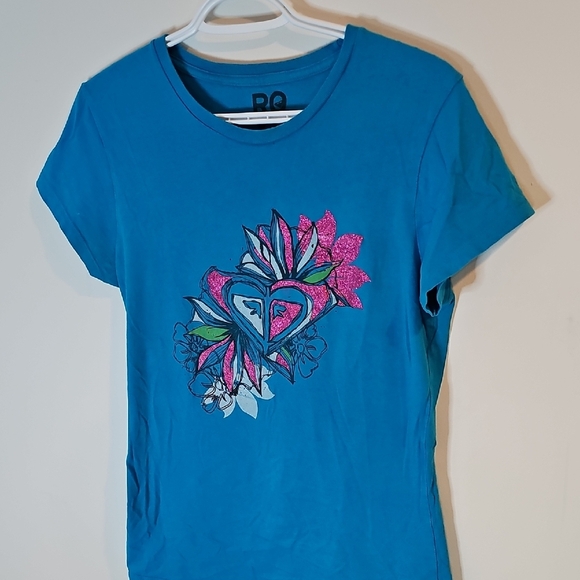Roxy Blue Tee with Pink Floral Graphic - Picture 2 of 7